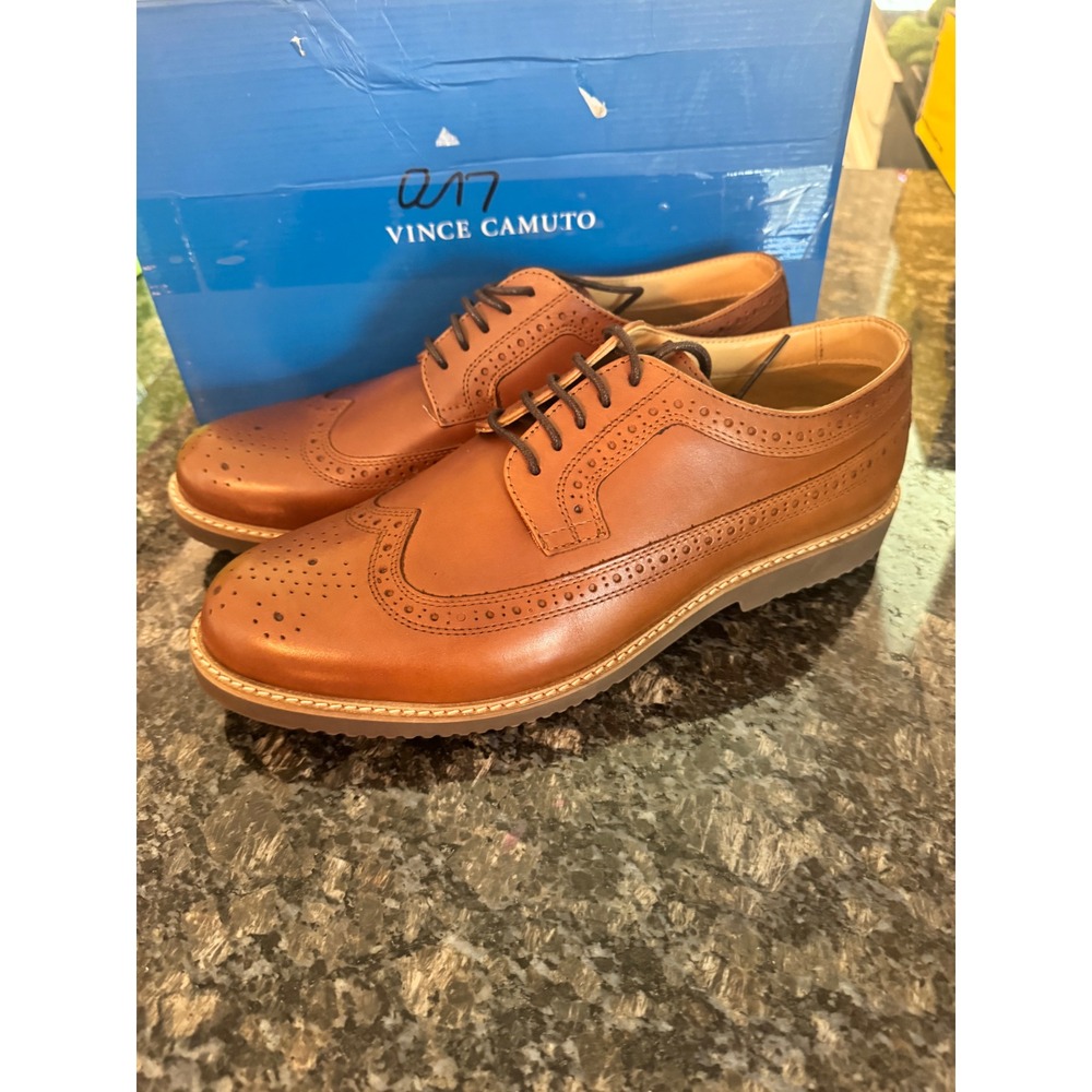 Vince Camuto Ivon Wingtip Oxford Shoes Men 11W Cuero Brown‎ Leather VY-IVON-W